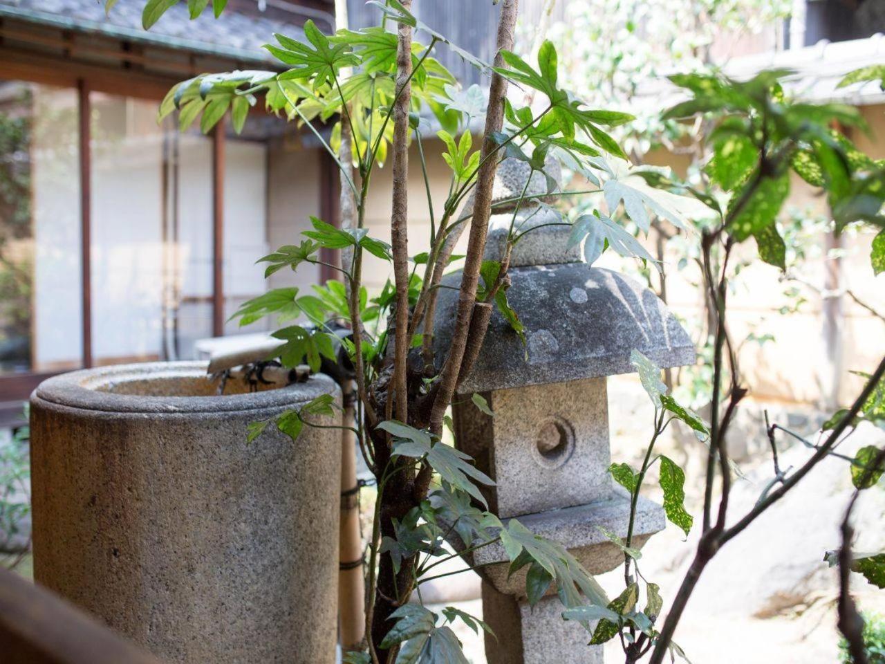 京都二条城近く京町屋120年の歴史に泊まる Eksteriør billede